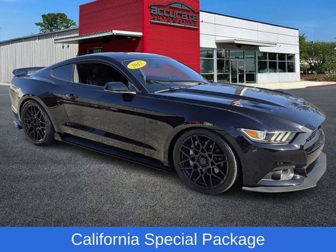 Used 2017 Ford Mustang GT Premium w/ Equipment Group 401A image 7