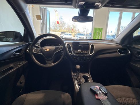 Used 2023 Chevrolet Equinox LT FWD image 13