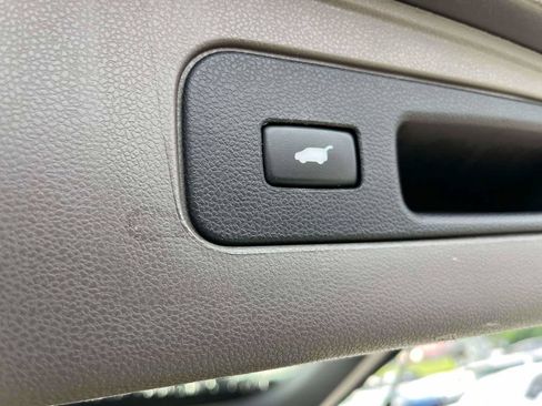 Used 2016 Honda Odyssey Touring image 12