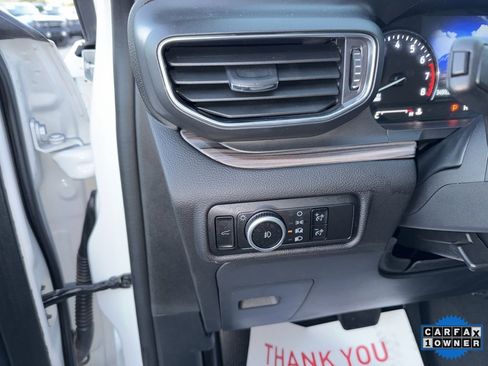 Certified 2024 Ford Explorer Limited image 18