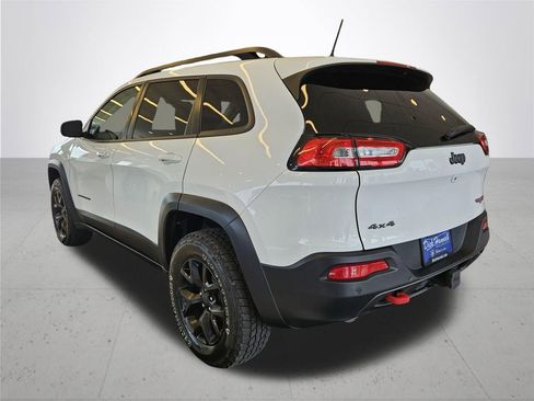 Used 2018 Jeep Cherokee Trailhawk w/ Quick Order Package 27L AWD/4WD image 10