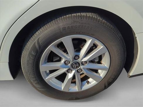 Certified 2025 Toyota Camry LE FWD image 6
