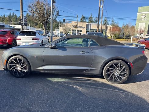 Used 2016 Chevrolet Camaro LT image 4