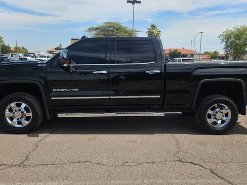 Used 2015 GMC Sierra 3500 Denali w/ Duramax Plus Package AWD/4WD image 7