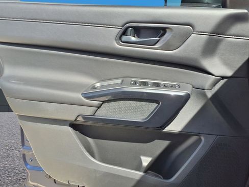 New 2026 Nissan Pathfinder SV FWD image 14