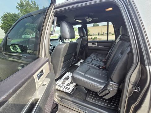 Used 2017 Ford Expedition EL XLT AWD/4WD image 19