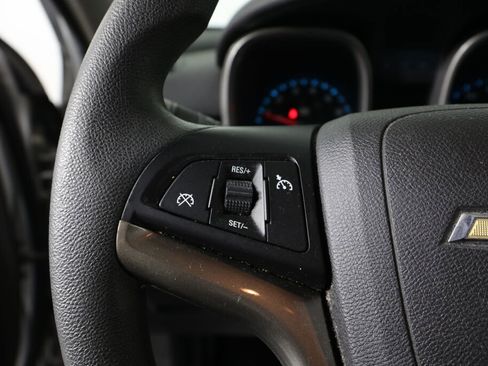 Used 2016 Chevrolet Malibu LT image 33