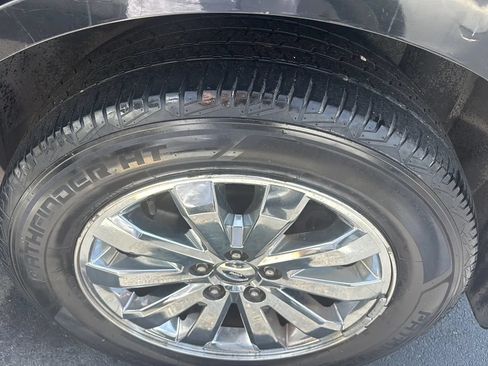 Used 2010 Ford Edge SEL FWD image 33