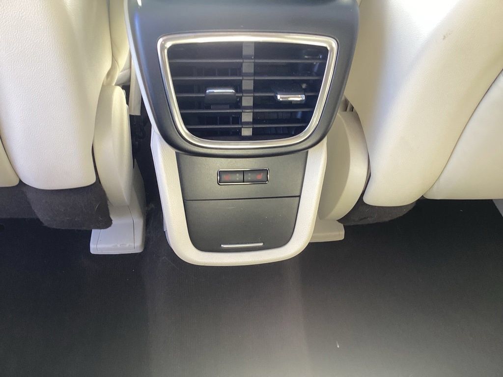 Used 2019 Lincoln Nautilus Black Label AWD/4WD image 18