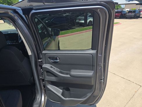New 2026 Nissan Frontier SV w/ Tow Package AWD/4WD image 28