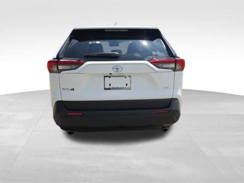 Used 2024 Toyota RAV4 LE FWD image 4