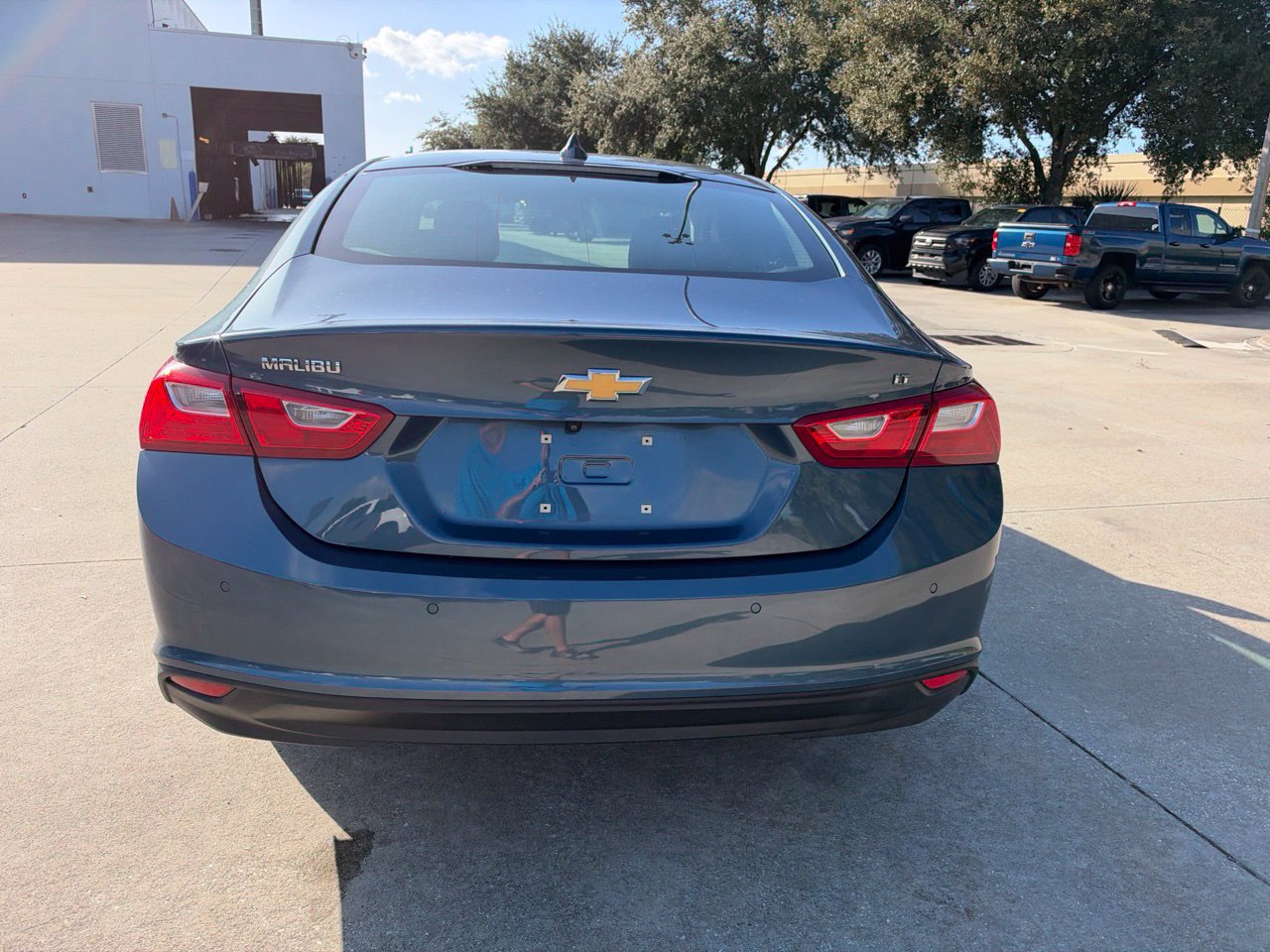 Used 2024 Chevrolet Malibu LT FWD image 4
