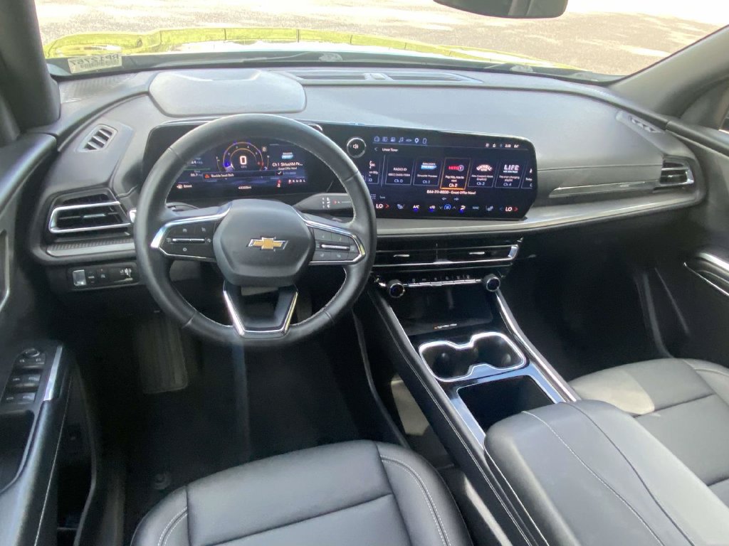 Used 2026 Chevrolet Traverse LT FWD image 15