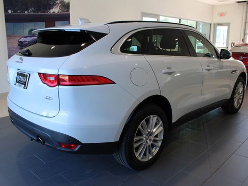 Used 2017 Jaguar F-PACE Prestige AWD/4WD image 19
