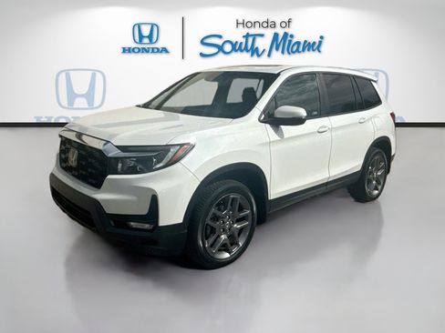 Certified 2023 Honda Passport EX-L image 3