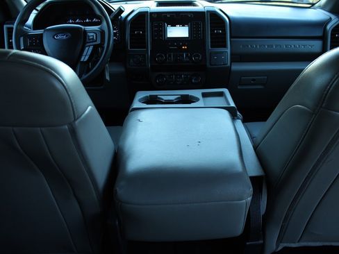 Used 2021 Ford F250 XL w/ Power Equipment Group image 14