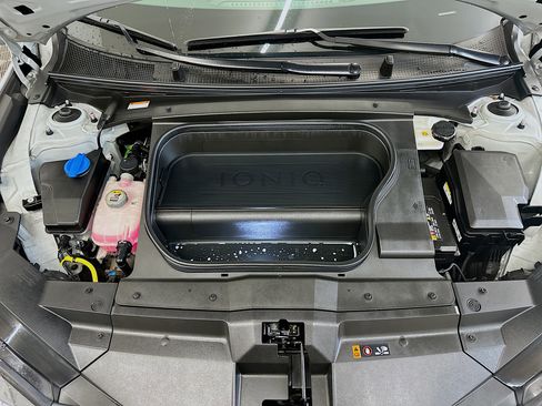 Used 2024 Hyundai Ioniq 6 SEL AWD/4WD image 34