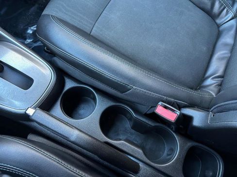 Used 2016 Chevrolet Trax LT w/ LT Convenience Package image 27