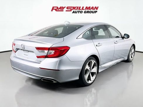 Used 2018 Honda Accord Touring image 7