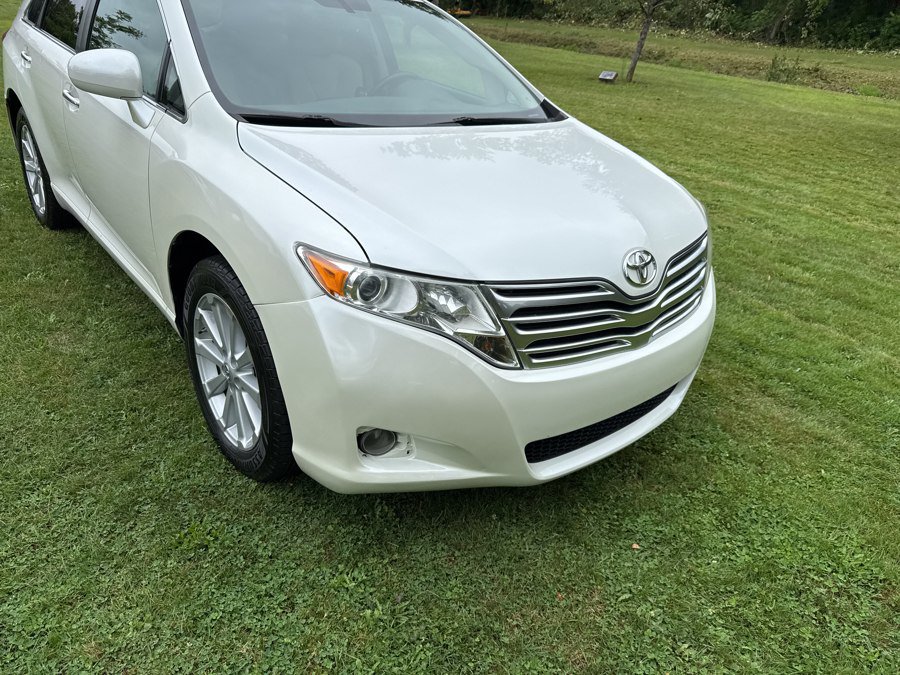 Used 2010 Toyota Venza AWD image 9