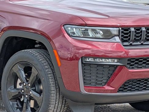 New 2026 Jeep Grand Cherokee L Limited w/ Limited Altitude Package AWD/4WD image 5
