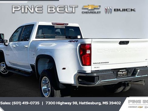 New 2026 Chevrolet Silverado 3500 LT AWD/4WD image 2