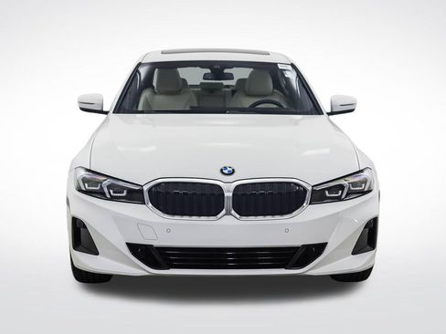 Used 2023 BMW 330i xDrive Sedan w/ Premium Package AWD/4WD image 8