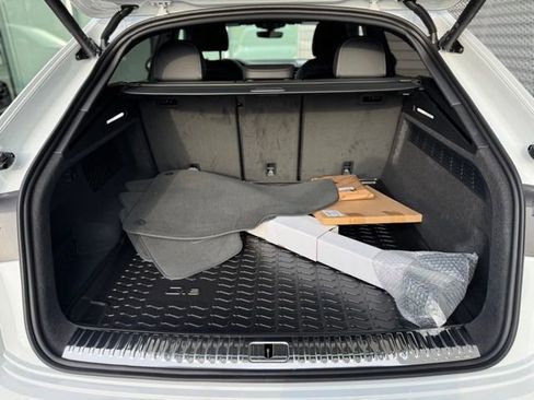 New 2026 Audi Q8 Premium Plus image 17