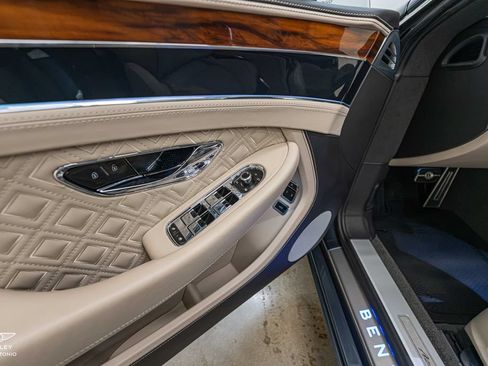 Used 2023 Bentley Continental GT V8 AWD/4WD image 33