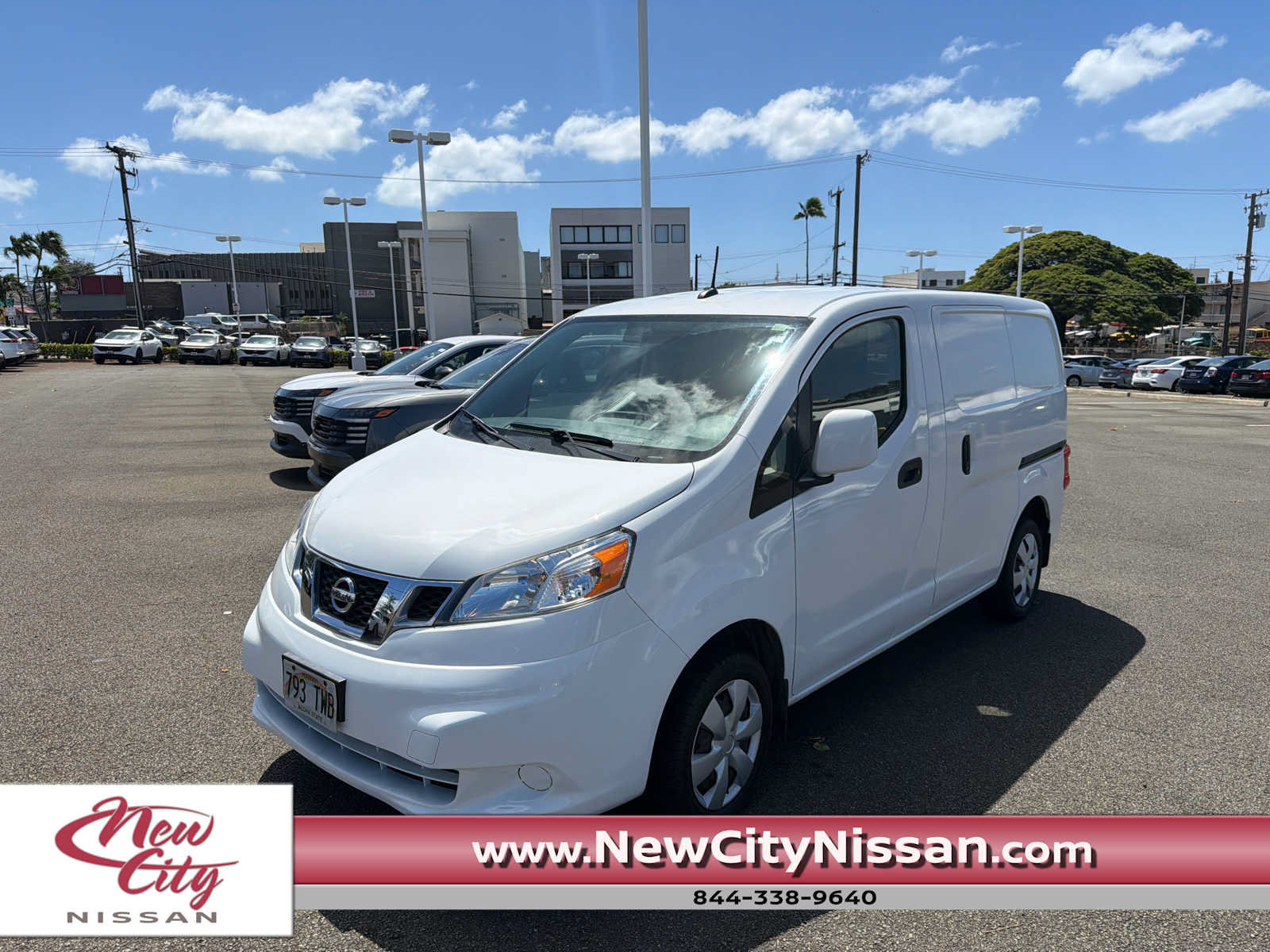 Used 2017 Nissan NV200 SV w/ Technology Package FWD image 1