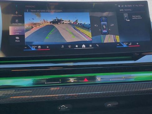 Used 2026 BMW i5 eDrive40 w/ Convenience Package image 13