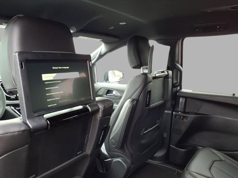 New 2026 Chrysler Pacifica Select image 17