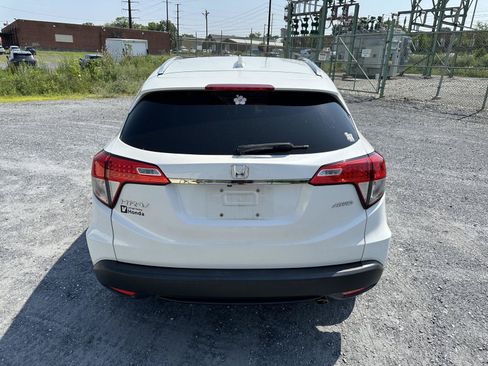 Used 2021 Honda HR-V EX image 7