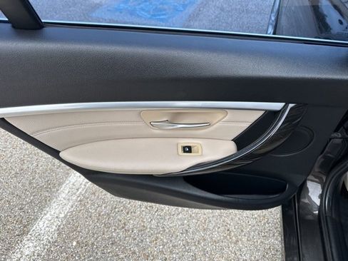 Used 2017 BMW 330i Sedan image 33