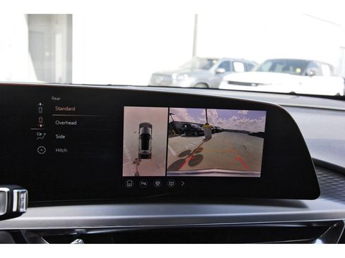 New 2027 Cadillac Lyriq Luxury AWD/4WD image 17