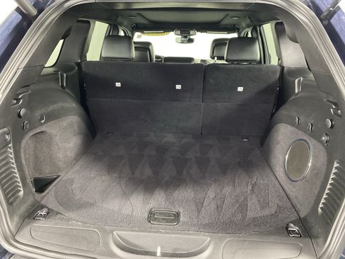 Used 2021 Jeep Grand Cherokee Limited w/ Sun & Sound Group AWD/4WD image 34