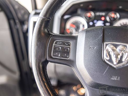 Used 2020 RAM 1500 Classic SLT w/ Luxury Group image 22