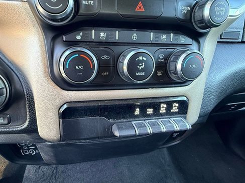 Used 2022 RAM 1500 Laramie image 31