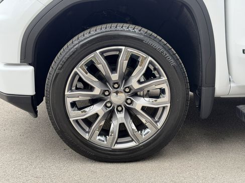 New 2026 GMC Sierra 1500 Denali w/ Denali Reserve Package image 16