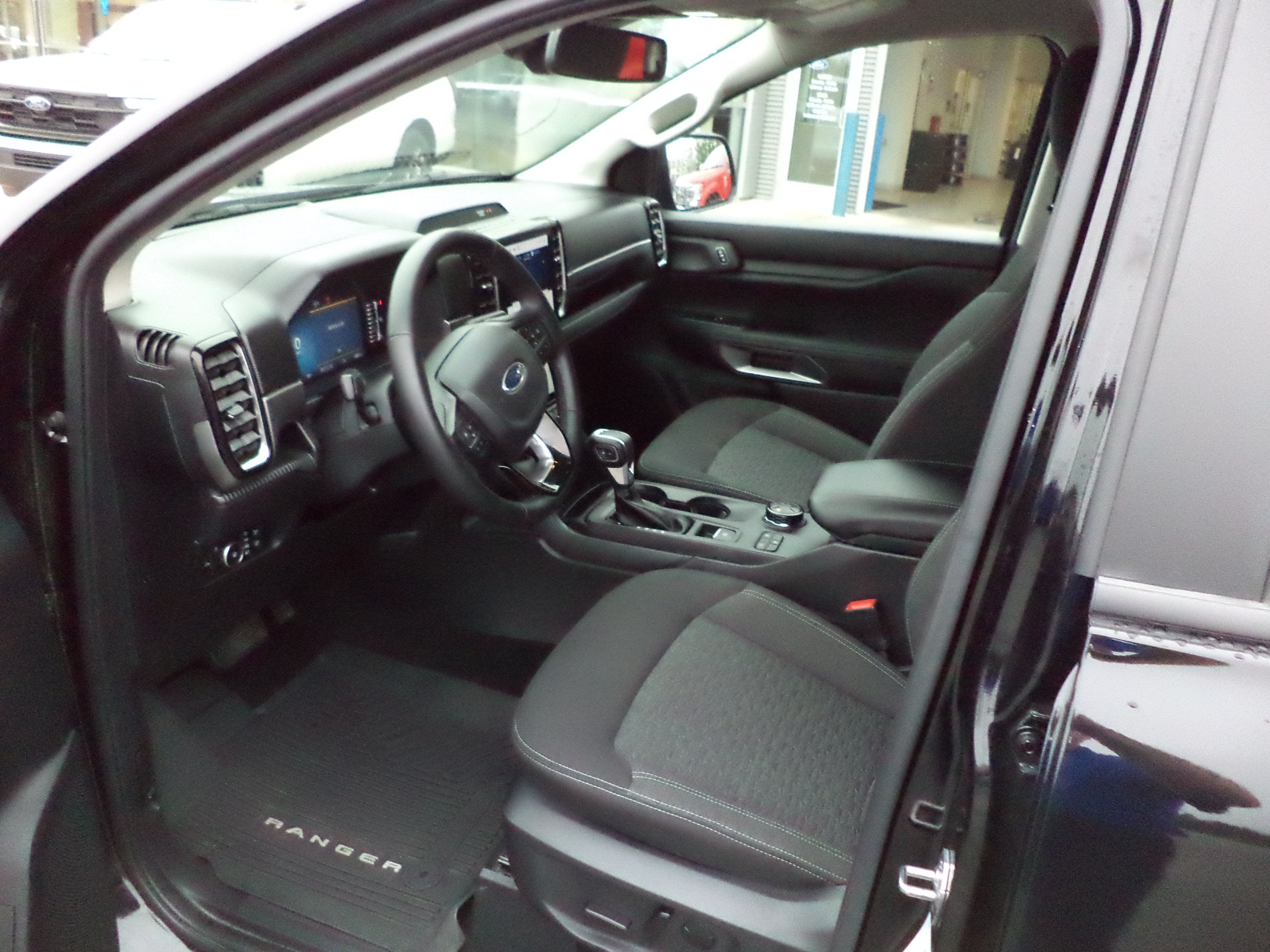 Used 2024 Ford Ranger XLT w/ Equipment Group 301A High AWD/4WD image 2