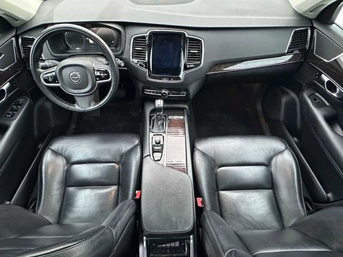 Used 2018 Volvo XC90 T6 Momentum image 20