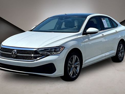 Used 2023 Volkswagen Jetta SE w/ Panoramic Sunroof Package FWD image 1