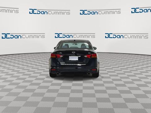 Used 2023 Nissan Altima 2.5 SV w/ SV Premium Package FWD image 7