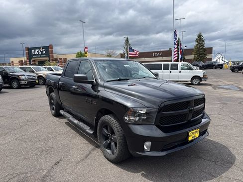Used 2015 RAM 1500 Express AWD/4WD image 4