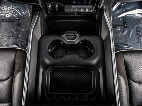 Used 2022 RAM 1500 Laramie image 29