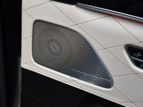 Used 2015 Mercedes-Benz S 63 AMG 4MATIC Sedan w/ Driver Assistance Package image 37