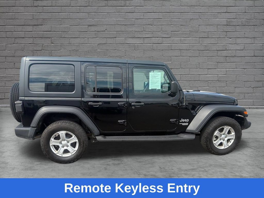 Used 2019 Jeep Wrangler Unlimited Sport S AWD/4WD image 10