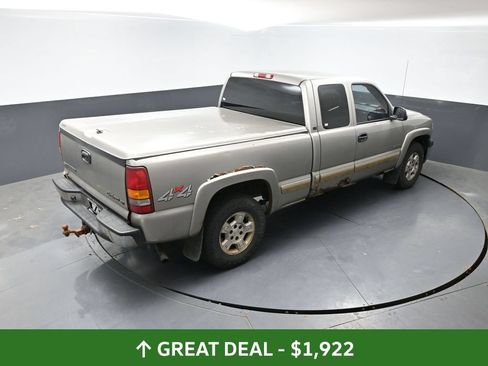 Used 2001 Chevrolet Silverado 1500 LS w/ Firm Ride Suspension Pkg AWD/4WD image 12