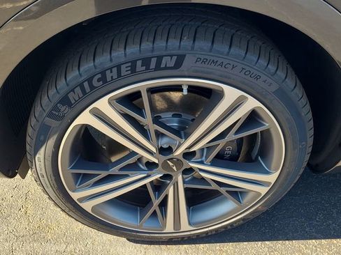 New 2026 Genesis GV80 3.5T e-SC image 5