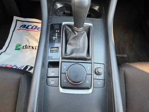 Used 2024 MAZDA MAZDA3 s FWD image 16